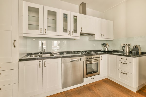 Medium property photo - Van Eeghenstraat 20-1, 1071 GG Amsterdam
